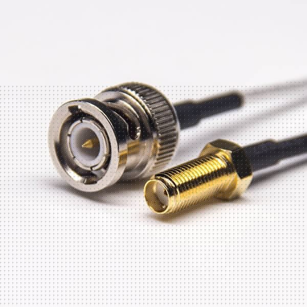 BNC監控線180度公頭轉SMA180度母頭接RG316線